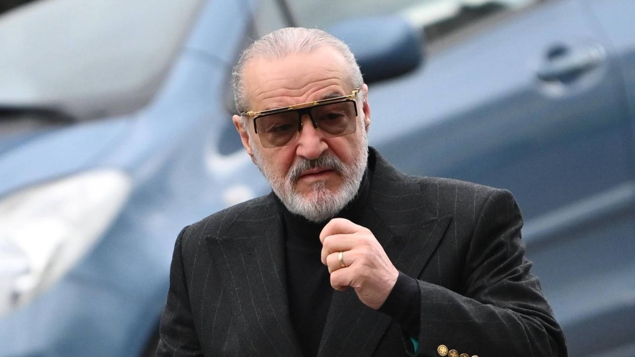 antrenorul-cu-care-s-a-vazut-becali-garantul-esecului-are-mai-multe-infrangeri-decat-victorii-in-ultimii-ani_69f097165068e
