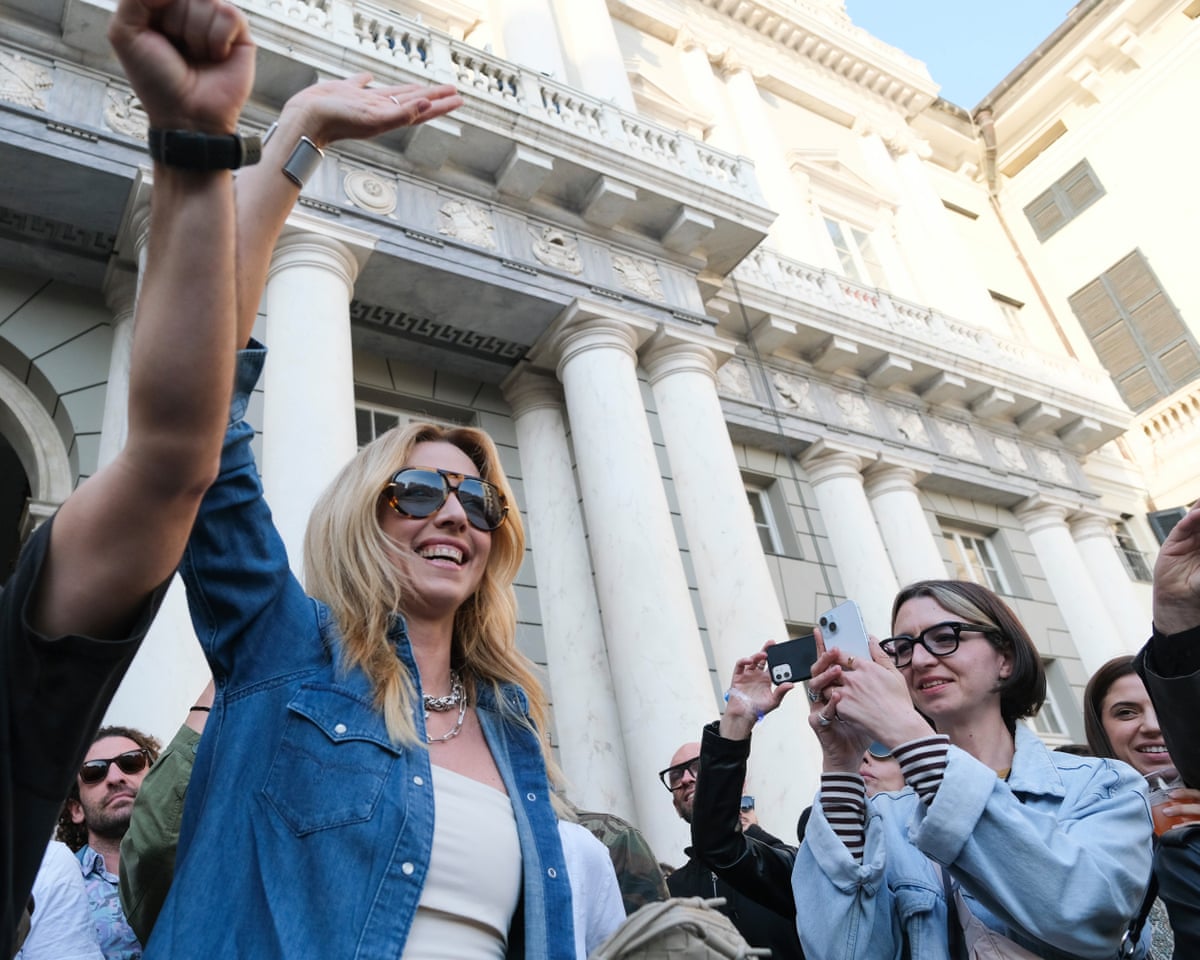 as-melonis-hold-over-italy-weakens-a-progressive-challenger-gathers-momentum-in-genoa_69e361f96a1ed