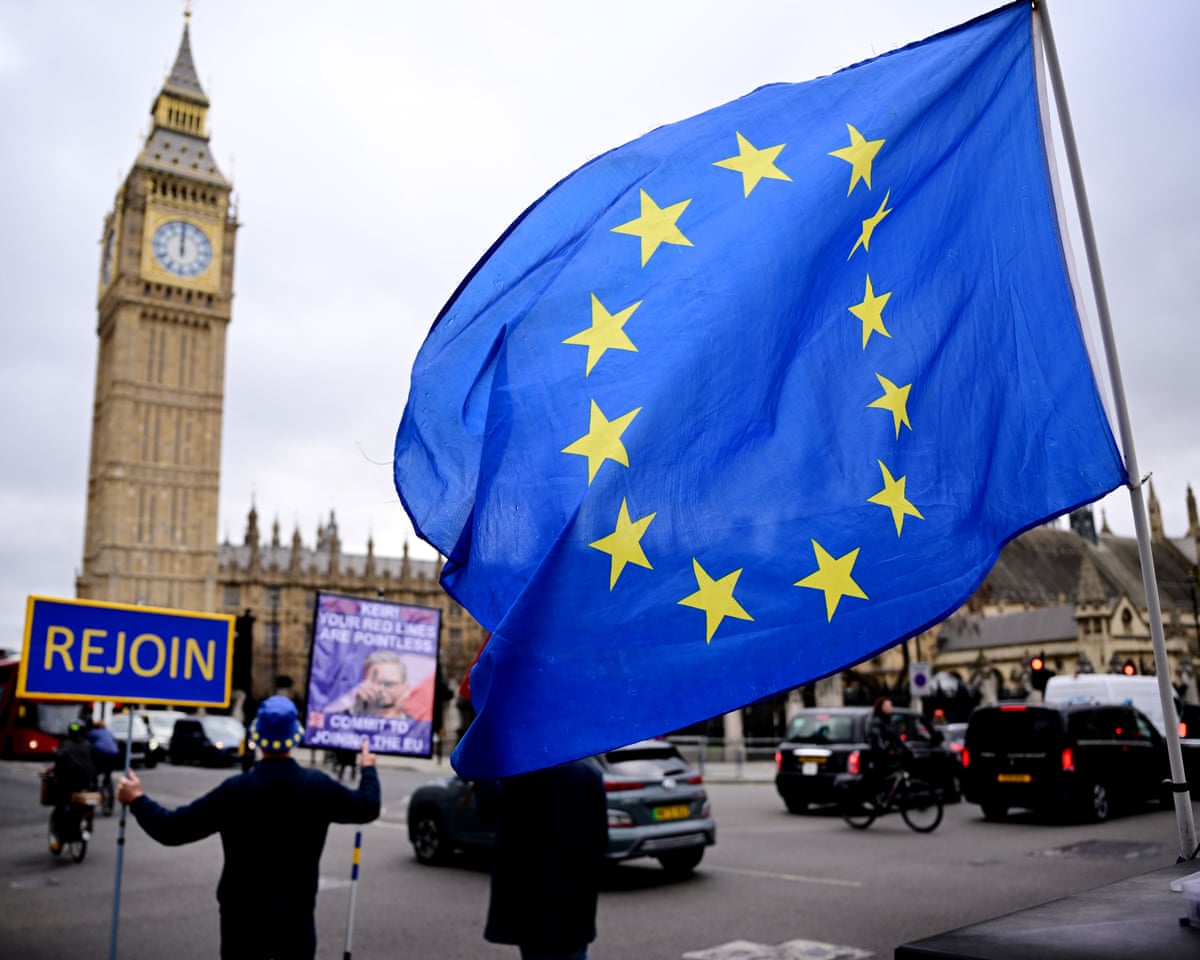 britain-should-seek-to-rejoin-eu-says-civil-servant-who-led-brexit-department_69eb53257dbfc