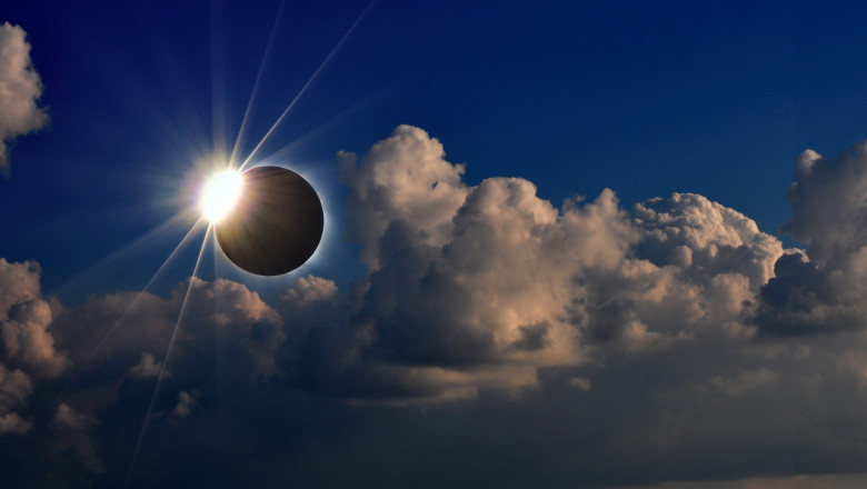 eclipsa-totala-de-soare-din-2026-vizibila-si-din-romania-cand-are-loc-fenomenul-astronomic-al-anului_69e3f4b4296f8