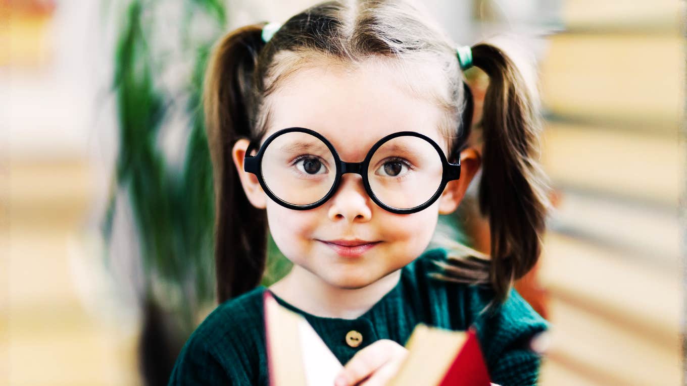experts-say-parents-who-raise-exceptionally-smart-kids-focus-on-these-6-overlooked-things-way-earlier-than-most_69d435b0cd1bf