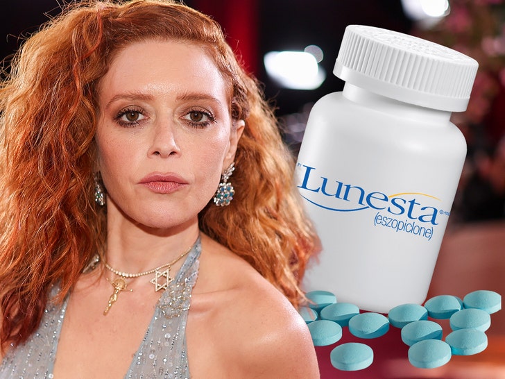 natasha-lyonne-says-she-took-sleeping-pill-before-being-escorted-off-flight_69d951062170d