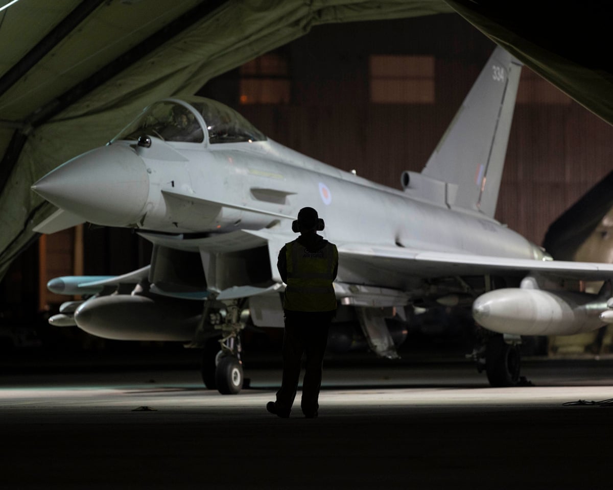 uk-prepared-to-deploy-raf-typhoons-to-keep-strait-of-hormuz-open-after-iran-war_69ea667c6ee94