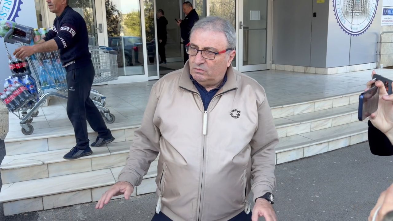video-mihai-stoichita-a-iesit-de-la-mircea-lucescu-anuntul-oficialului-frf-e-conectat-la-aparate-intubat_69d396120e896