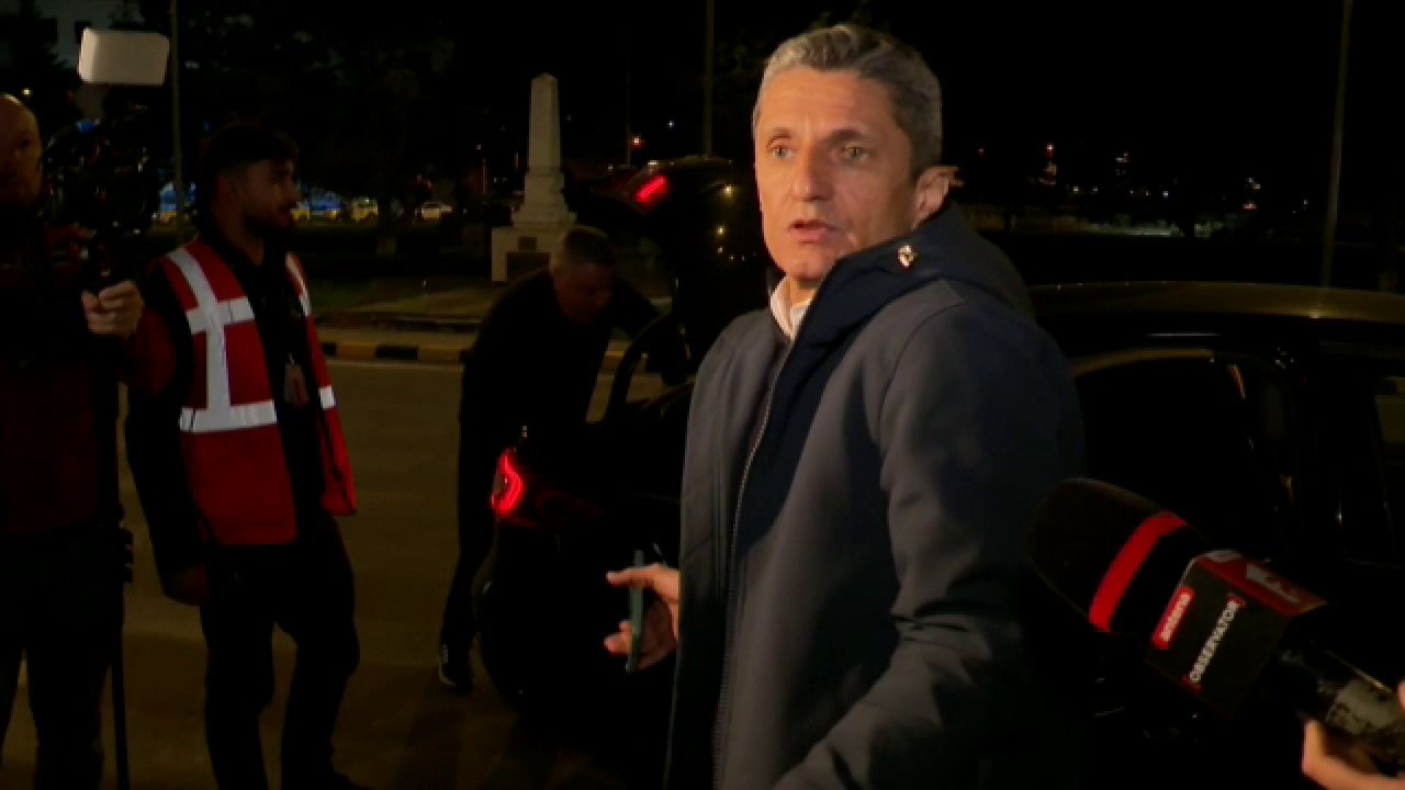 video-razvan-lucescu-a-sosit-de-urgenta-in-romania-pentru-a-fi-alaturi-de-mircea-lucescu-reactie-la-aeroport_69d2d134ed3a4