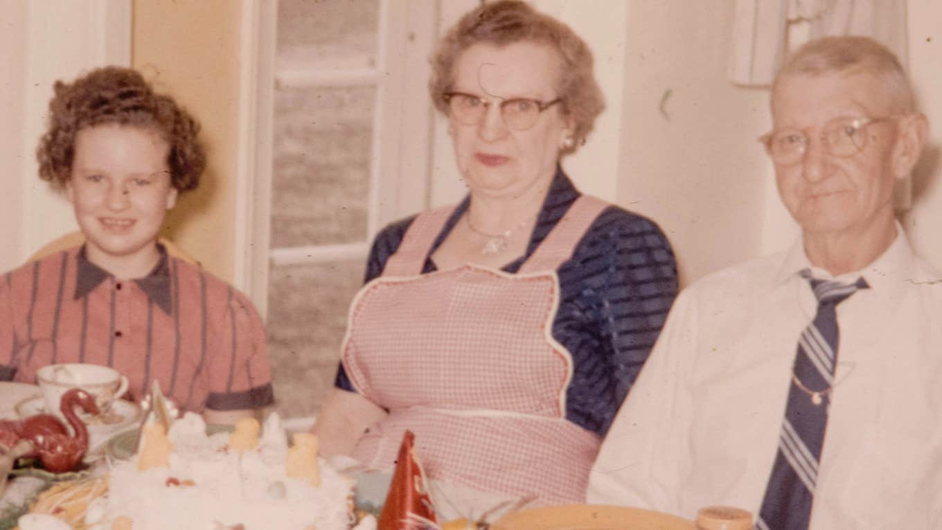 11-things-families-in-the-60s-70s-did-on-saturday-morning-that-made-them-healthier-than-todays-generation_6a01cd7012429