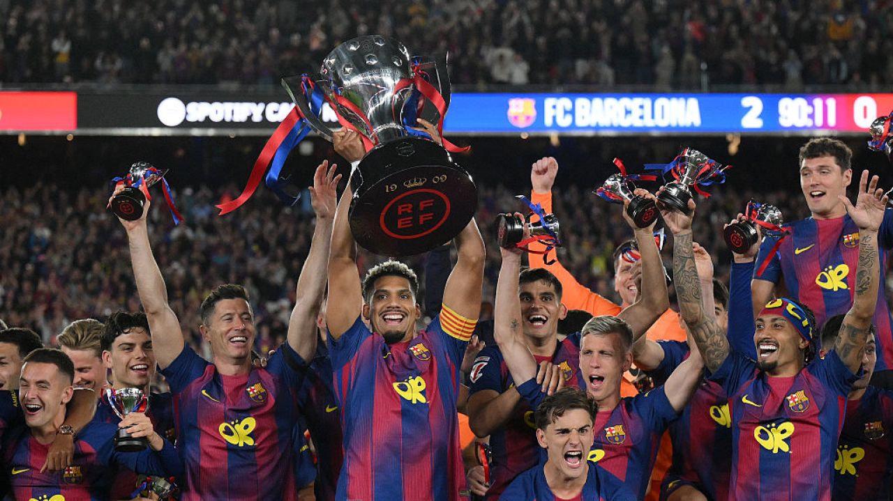 galerie-foto-fiesta-pe-camp-nou-barcelona-a-cucerit-titlul-29-din-istorie_6a0111c82dc99