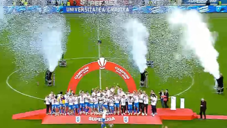 video-superliga-universitatea-craiova-este-noua-campioana-a-romaniei-dupa-5-0-cu-universitatea-cluj-echipa-craioveana-a-reusit-eventul_6a0af6130e393