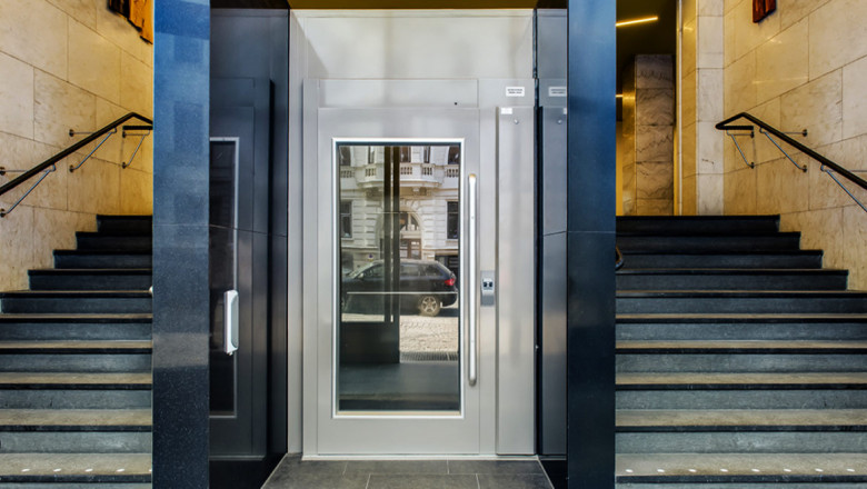 legea-lift-pentru-viata-a-fost-adoptata-ce-blocuri-pot-primi-finantare-pentru-lifturi-si-cum-vor-fi-accesate-fondurile_6a43a2b22a756
