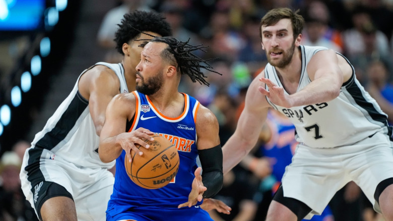 new-york-knicks-a-castigat-finala-nba-echipa-campioana-dupa-o-asteptare-de-53-de-ani_6a2e431386dd3