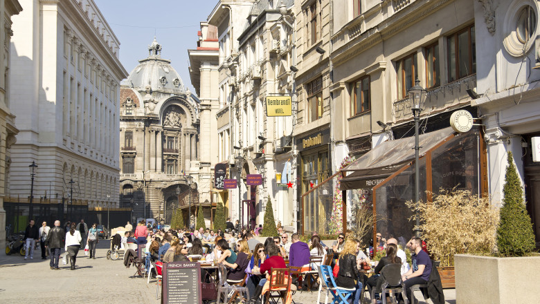 noi-reguli-pentru-terasele-din-bucuresti-trotuare-libere-pentru-pietoni-si-muzica-interzisa-dupa-ora-2200-in-zonele-de-locuinte_6a30cd9f84190