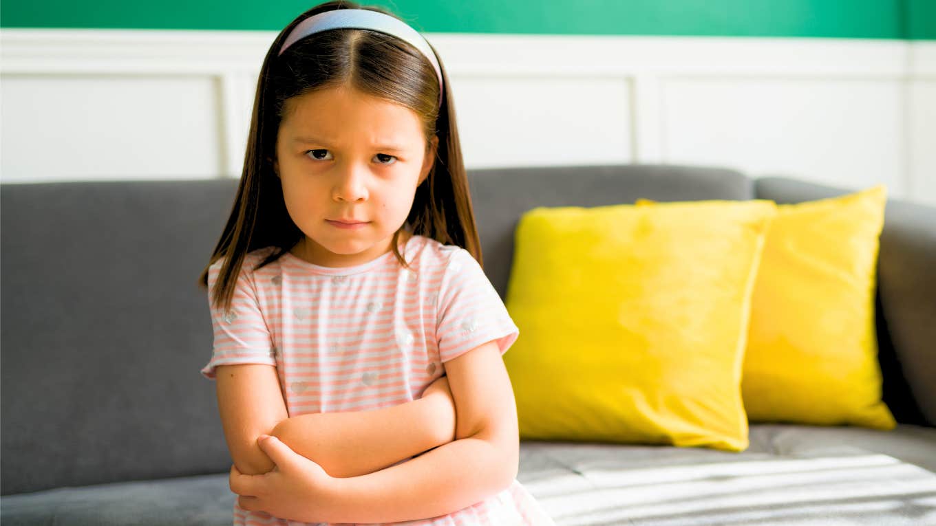 parents-who-say-10-phrases-often-usually-raise-pretty-spoiled-entitled-kids_6a1e41d8437f8