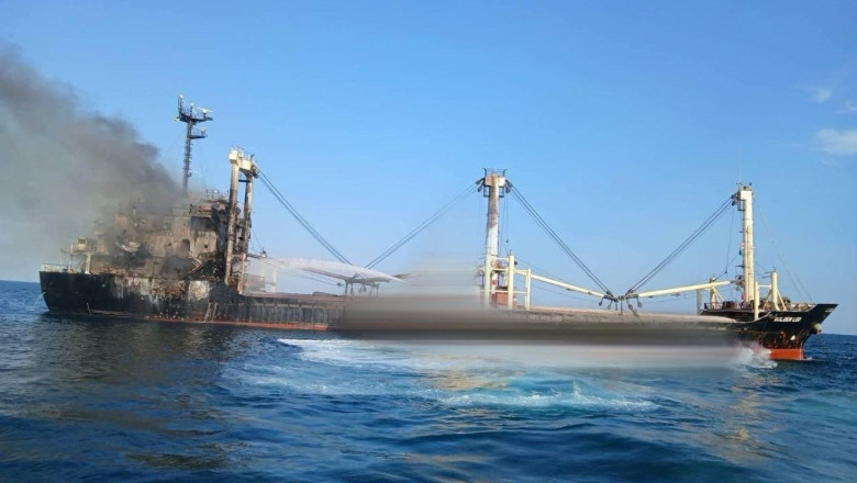 Atac letal în portul Odesa: Rusia a lovit o navă civilă, zece morți confirmați