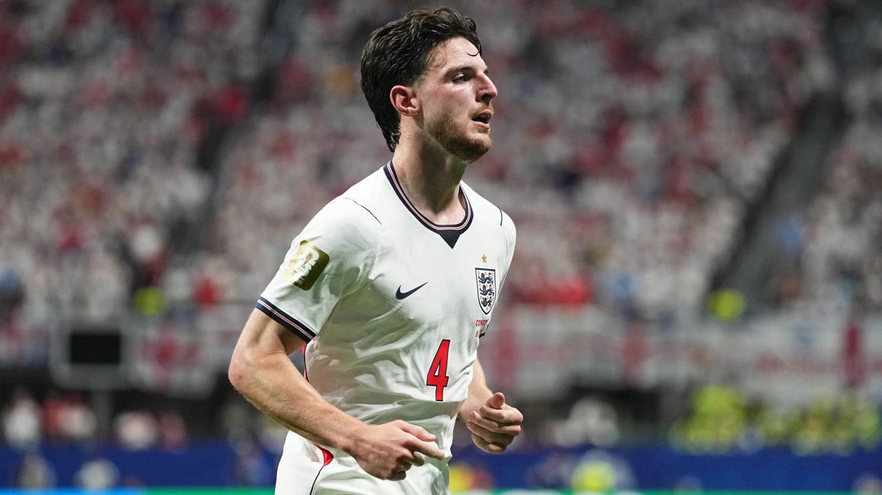 declan-rice-uimit-de-coechipierul-sau-din-nationala-angliei-ce-jucator-nu-e-normal_6a45f4276a533