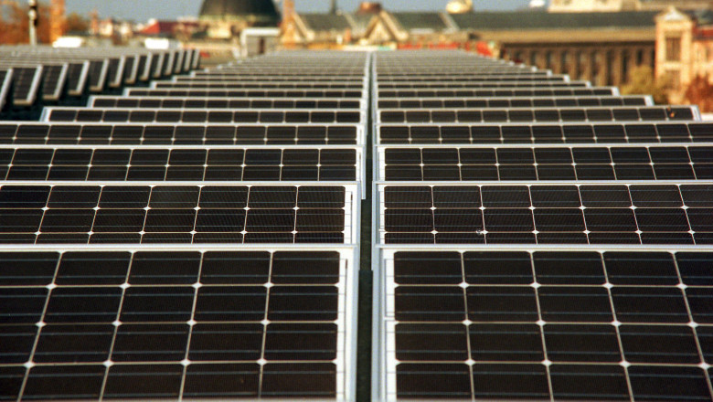 energia-regenerabila-mai-ales-fotovoltaica-pune-presiune-pe-reteaua-electrica-a-germaniei-berlinul-vrea-sa-reduca-subventiile_6a5b61f98d26a