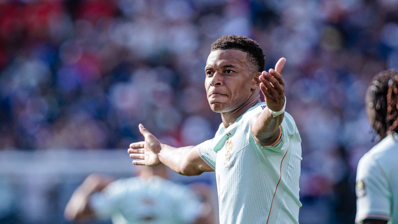 kylian-mbappe-a-dezvaluit-de-ce-nu-a-terminat-pe-teren-meciul-cu-maroc-am-primit-o-lovitura_6a502bdc95251