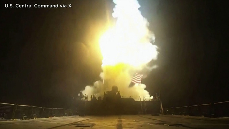 live-text-sua-vizeaza-porturi-cheie-si-zone-strategice-din-intreg-iranul-intr-un-nou-val-de-atacuri-trump-impins-spre-escaladare_6a5e2cd04fe69