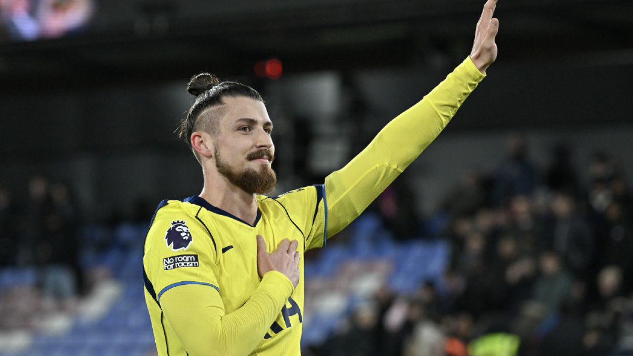 se-stiu-sumele-cati-bani-incaseaza-tottenham-pentru-cedarea-lui-radu-dragusin-la-fiorentina_6a4baaabdc8f7