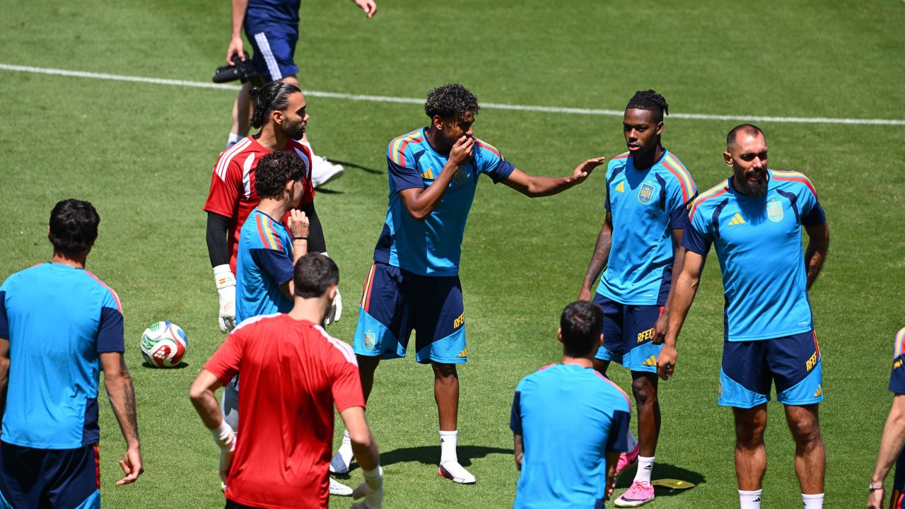 spania-belgia-lamine-yamal-il-face-pe-selectioner-sa-zambeasca-motivul-e-simplu_6a510ccd4ff5f