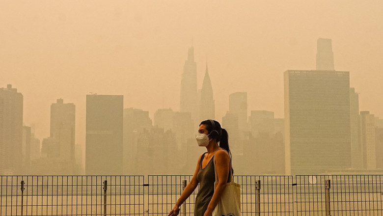 sua-sunt-invadate-de-un-aer-murdar-trump-ameninta-canada-cu-noi-taxe-vamale-din-cauza-fumului-provocat-de-incendiile-de-vegetatie_6a5b77104cc4d
