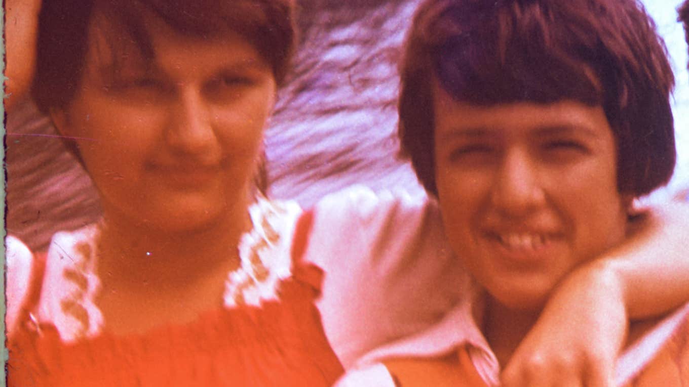 younger-generations-could-learn-from-7-old-fashioned-ways-70s-80s-kids-made-life-long-friendships_6a513bc07acd8